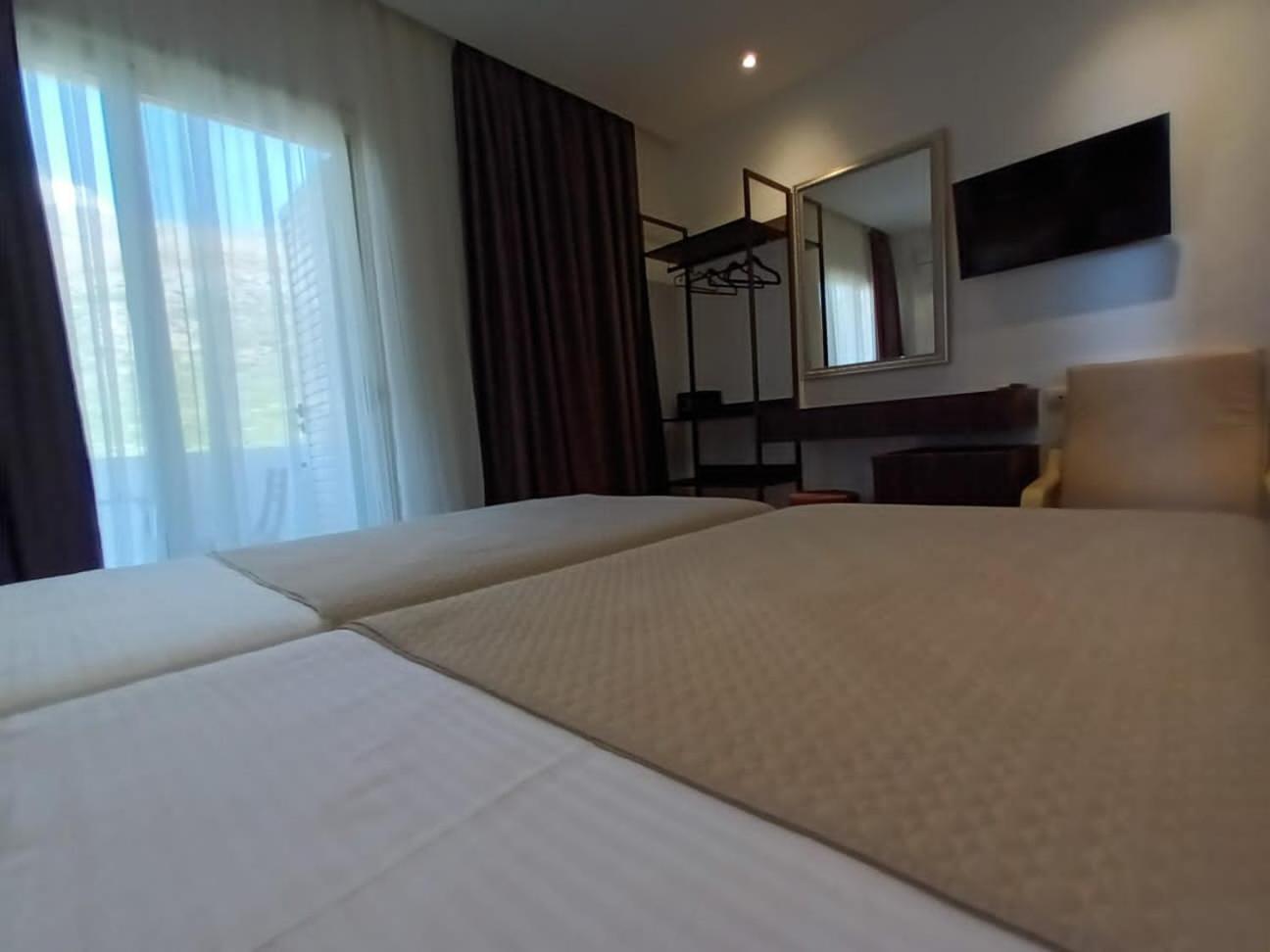 Hotel Relax Дхерми Экстерьер фото